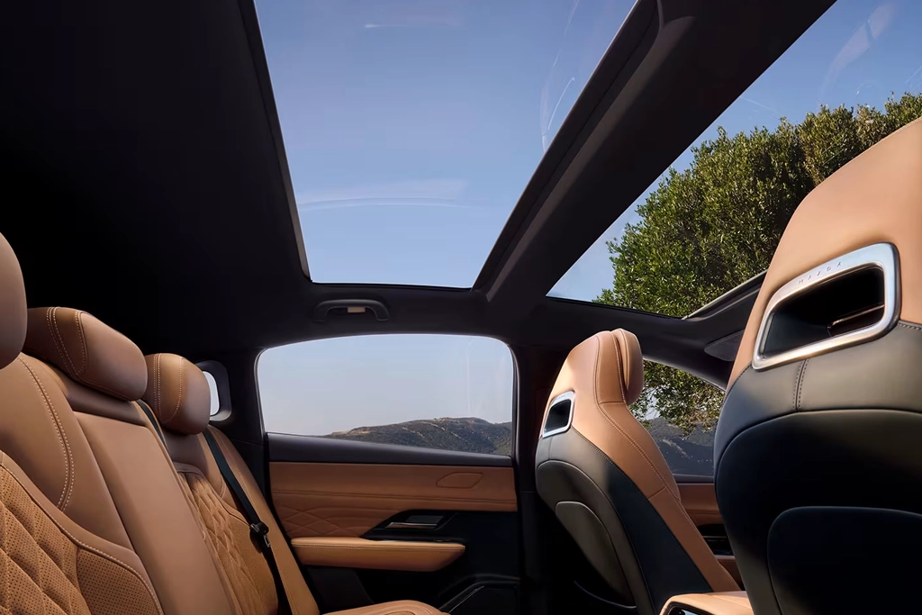 Intérieur haut de gamme de la Mazda 6e électrique